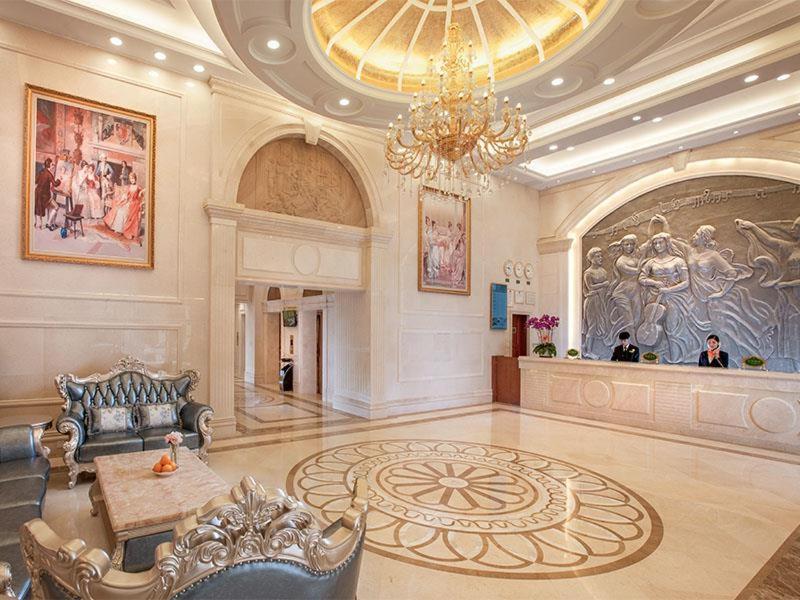 Vienna International Hotel Shaoguan Fengcailou Kültér fotó